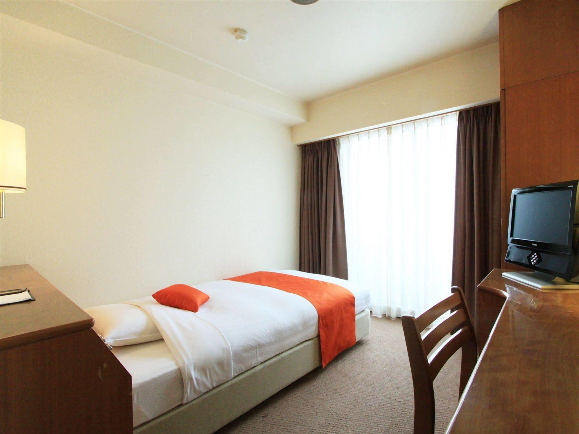 Daiichi Grand Hotel Kobe Sannomiya Bagian luar foto